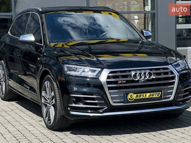 Чорний Ауді SQ5, об'ємом двигуна 3 л та пробігом 96 тис. км за 41500 $, фото 1 на Automoto.ua