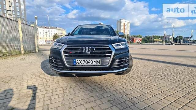 Чорний Ауді SQ5, об'ємом двигуна 3 л та пробігом 76 тис. км за 48000 $, фото 1 на Automoto.ua