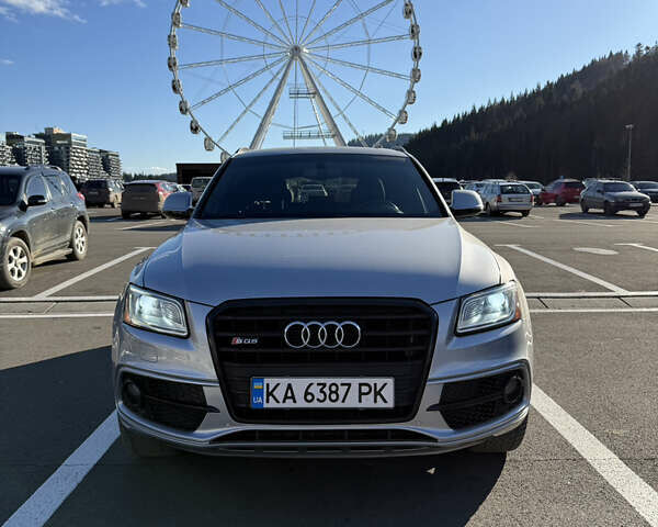 Серый Ауди SQ5, объемом двигателя 3 л и пробегом 151 тыс. км за 21000 $, фото 1 на Automoto.ua