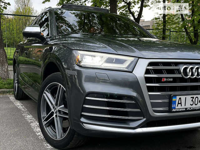 Сірий Ауді SQ5, об'ємом двигуна 3 л та пробігом 103 тис. км за 38500 $, фото 1 на Automoto.ua