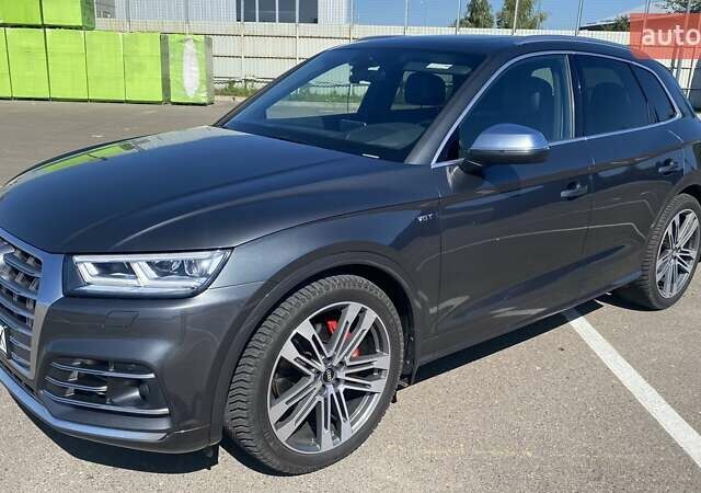 Серый Ауди SQ5, объемом двигателя 3 л и пробегом 138 тыс. км за 35500 $, фото 1 на Automoto.ua
