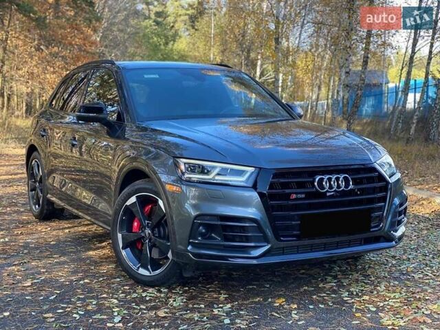 Сірий Ауді SQ5, об'ємом двигуна 3 л та пробігом 69 тис. км за 43000 $, фото 1 на Automoto.ua