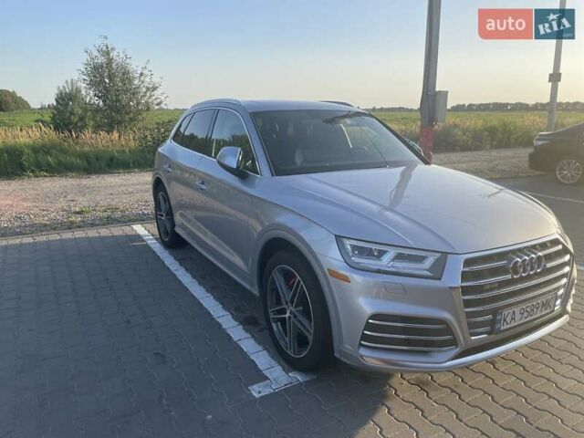 Серый Ауди SQ5, объемом двигателя 3 л и пробегом 108 тыс. км за 37000 $, фото 1 на Automoto.ua