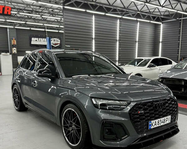 Серый Ауди SQ5, объемом двигателя 3 л и пробегом 31 тыс. км за 47300 $, фото 1 на Automoto.ua