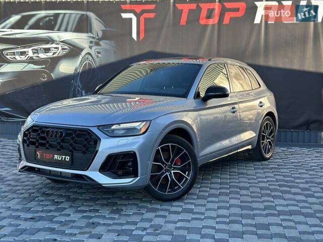 Серый Ауди SQ5, объемом двигателя 3 л и пробегом 18 тыс. км за 38900 $, фото 1 на Automoto.ua