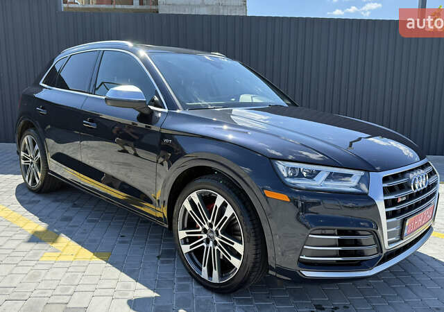 Синий Ауди SQ5, объемом двигателя 3 л и пробегом 137 тыс. км за 31000 $, фото 1 на Automoto.ua