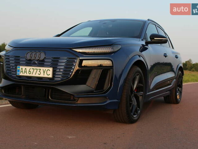 Синий Ауди SQ6 e-tron, объемом двигателя 0 л и пробегом 5 тыс. км за 88800 $, фото 1 на Automoto.ua
