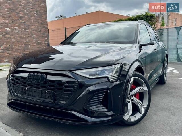 Черный Ауди SQ8 e-tron, объемом двигателя 0 л и пробегом 18 тыс. км за 73500 $, фото 1 на Automoto.ua