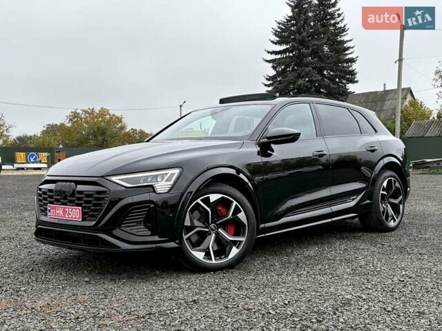 Чорний Ауді SQ8 e-tron, об'ємом двигуна 0 л та пробігом 19 тис. км за 65500 $, фото 1 на Automoto.ua