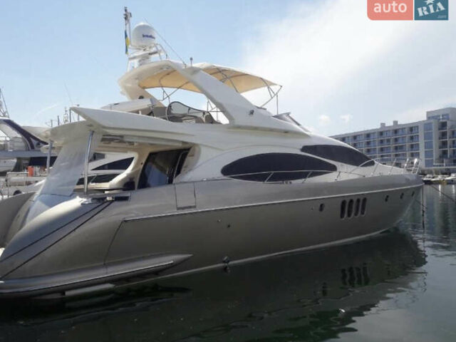 Бежевый Азимут 68, объемом двигателя 50 л и пробегом 1 тыс. км за 750000 $, фото 1 на Automoto.ua