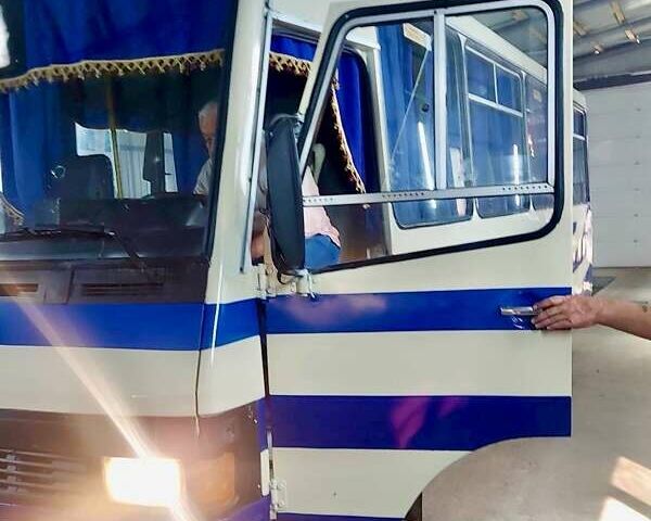 Білий БАЗ А 079 Еталон, об'ємом двигуна 5.68 л та пробігом 140 тис. км за 7000 $, фото 1 на Automoto.ua