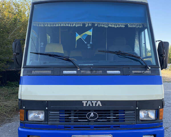 Белый БАЗ А 079 Эталон, объемом двигателя 5.7 л и пробегом 550 тыс. км за 9000 $, фото 1 на Automoto.ua