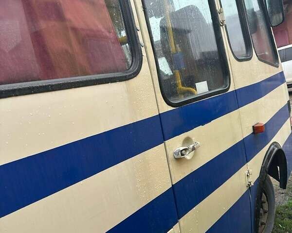 Белый БАЗ А 079 Эталон, объемом двигателя 5.68 л и пробегом 100 тыс. км за 8200 $, фото 1 на Automoto.ua