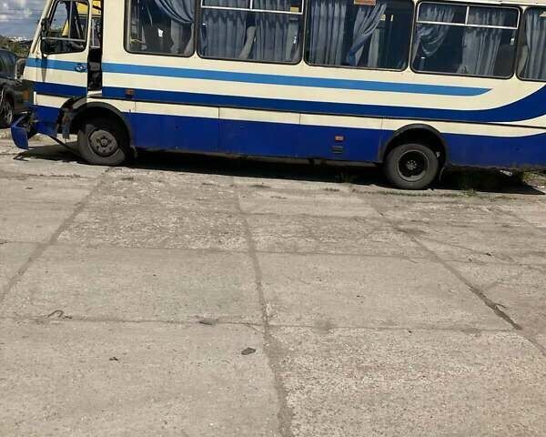 Білий БАЗ А 079 Еталон, об'ємом двигуна 5.68 л та пробігом 500 тис. км за 1500 $, фото 1 на Automoto.ua