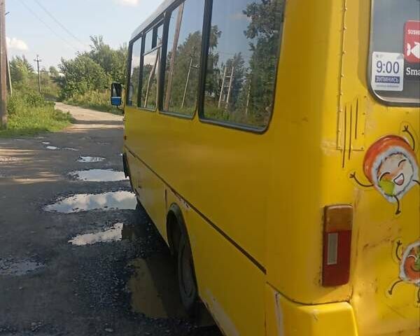 Жовтий БАЗ А 079 Еталон, об'ємом двигуна 5.68 л та пробігом 500 тис. км за 2750 $, фото 1 на Automoto.ua
