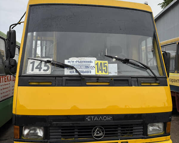 Желтый БАЗ А 079 Эталон, объемом двигателя 5.68 л и пробегом 350 тыс. км за 6500 $, фото 1 на Automoto.ua