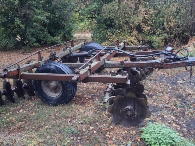 БДТ 3, объемом двигателя 0 л и пробегом 0 тыс. км за 32000 $, фото 1 на Automoto.ua