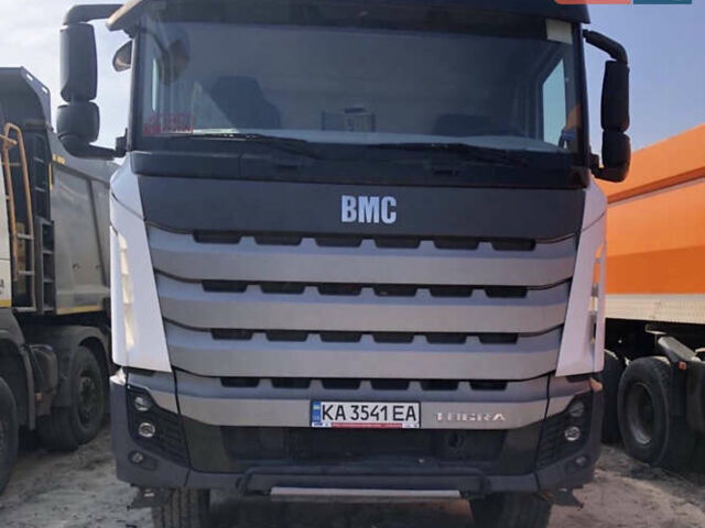 Белый БМС TGR 4340, объемом двигателя 8.9 л и пробегом 23 тыс. км за 91600 $, фото 1 на Automoto.ua