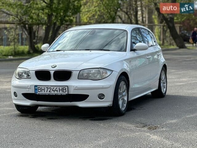 Белый БМВ 1 Серия, объемом двигателя 2 л и пробегом 316 тыс. км за 6200 $, фото 1 на Automoto.ua