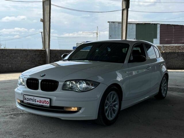 Белый БМВ 1 Серия, объемом двигателя 1.6 л и пробегом 215 тыс. км за 6299 $, фото 1 на Automoto.ua
