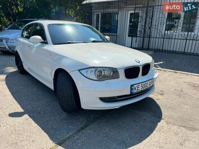 Білий БМВ 1 Серія, об'ємом двигуна 2 л та пробігом 255 тис. км за 8700 $, фото 1 на Automoto.ua