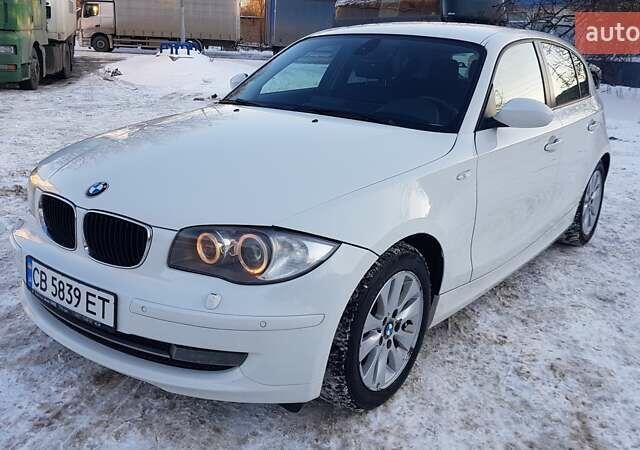 Белый БМВ 1 Серия, объемом двигателя 2 л и пробегом 198 тыс. км за 8200 $, фото 1 на Automoto.ua