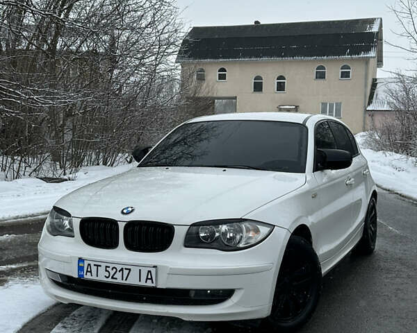 Белый БМВ 1 Серия, объемом двигателя 2 л и пробегом 242 тыс. км за 6499 $, фото 1 на Automoto.ua
