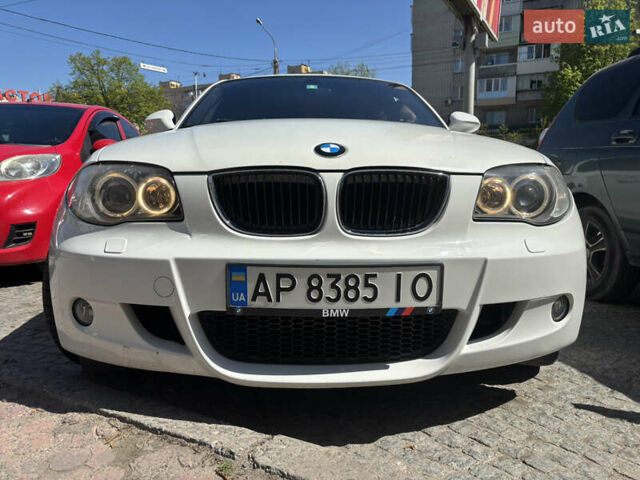 Белый БМВ 1 Серия, объемом двигателя 2 л и пробегом 230 тыс. км за 8000 $, фото 1 на Automoto.ua