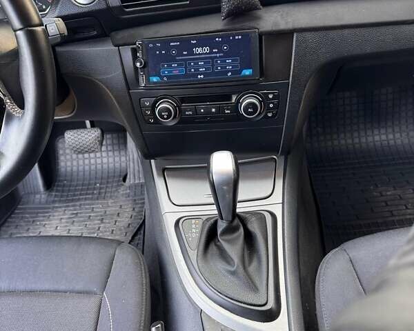 Білий БМВ 1 Серія, об'ємом двигуна 2 л та пробігом 208 тис. км за 8600 $, фото 1 на Automoto.ua