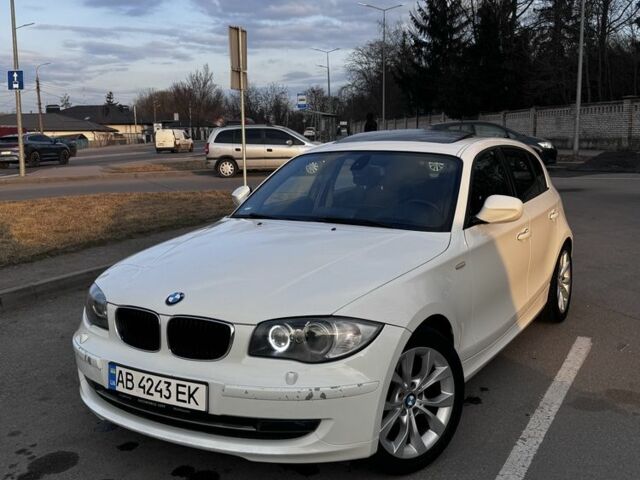 Білий БМВ 1 Серія, об'ємом двигуна 2 л та пробігом 237 тис. км за 9000 $, фото 1 на Automoto.ua