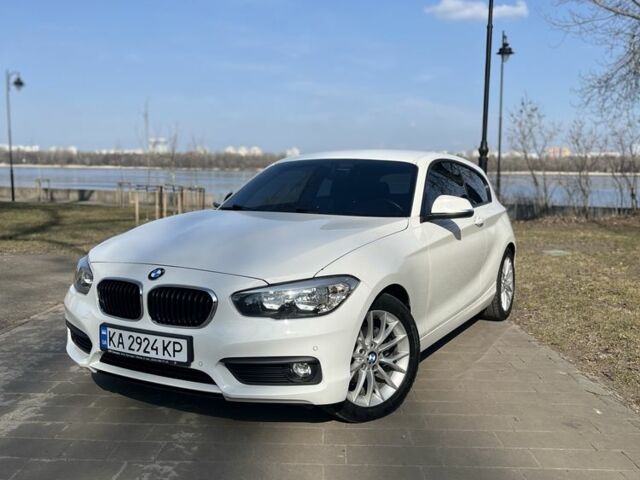 Белый БМВ 1 Серия, объемом двигателя 0 л и пробегом 97 тыс. км за 297 $, фото 1 на Automoto.ua