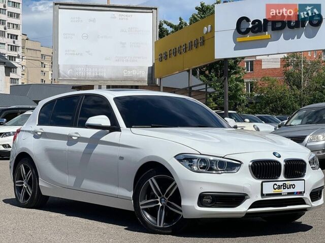 Белый БМВ 1 Серия, объемом двигателя 2 л и пробегом 149 тыс. км за 15999 $, фото 1 на Automoto.ua