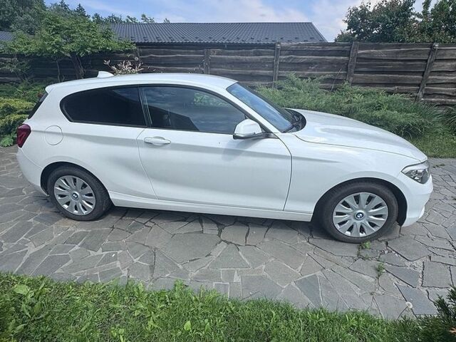 Белый БМВ 1 Серия, объемом двигателя 1.5 л и пробегом 120 тыс. км за 13500 $, фото 1 на Automoto.ua