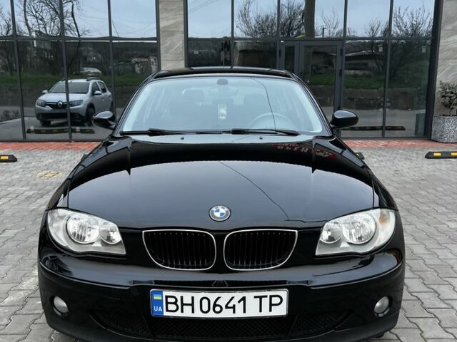 Черный БМВ 1 Серия, объемом двигателя 1.6 л и пробегом 320 тыс. км за 5300 $, фото 1 на Automoto.ua