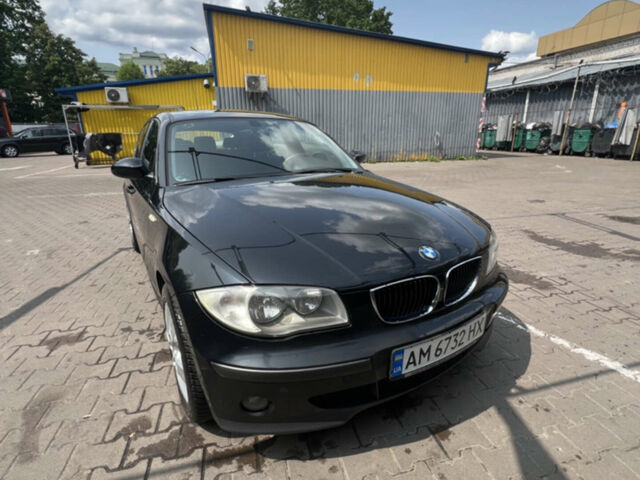 Чорний БМВ 1 Серія, об'ємом двигуна 1.6 л та пробігом 305 тис. км за 5000 $, фото 1 на Automoto.ua