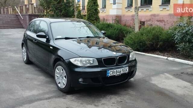 Черный БМВ 1 Серия, объемом двигателя 2 л и пробегом 205 тыс. км за 5600 $, фото 1 на Automoto.ua