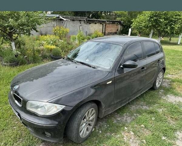 Черный БМВ 1 Серия, объемом двигателя 1.6 л и пробегом 236 тыс. км за 5100 $, фото 1 на Automoto.ua