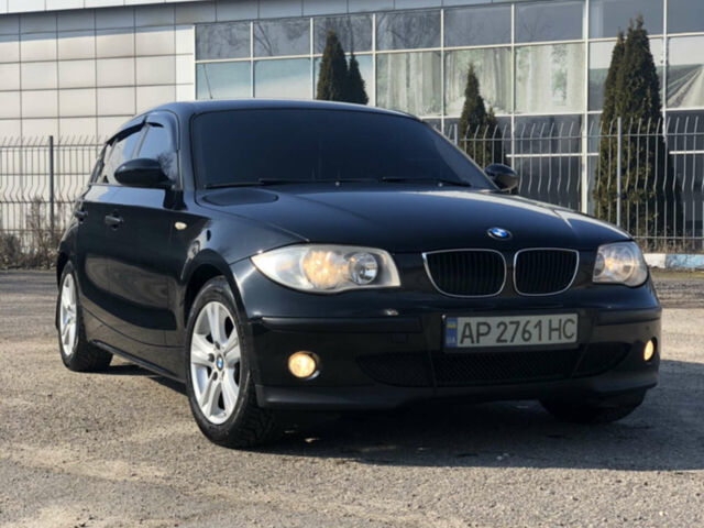 Черный БМВ 1 Серия, объемом двигателя 1.6 л и пробегом 238 тыс. км за 5700 $, фото 1 на Automoto.ua