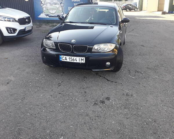 Черный БМВ 1 Серия, объемом двигателя 1.6 л и пробегом 270 тыс. км за 5200 $, фото 1 на Automoto.ua