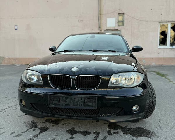 Чорний БМВ 1 Серія, об'ємом двигуна 1.6 л та пробігом 291 тис. км за 3100 $, фото 1 на Automoto.ua