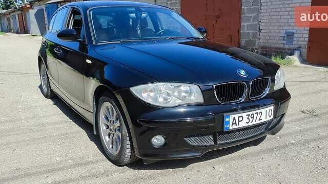 Черный БМВ 1 Серия, объемом двигателя 1.6 л и пробегом 124 тыс. км за 5800 $, фото 1 на Automoto.ua