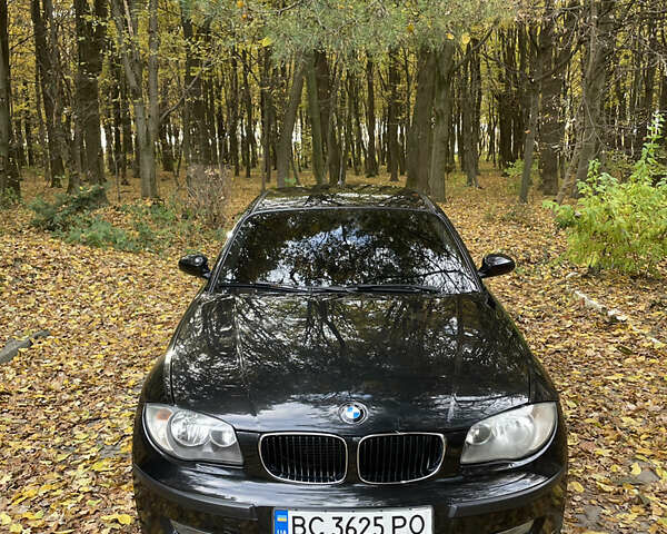 Черный БМВ 1 Серия, объемом двигателя 1.6 л и пробегом 219 тыс. км за 5000 $, фото 1 на Automoto.ua