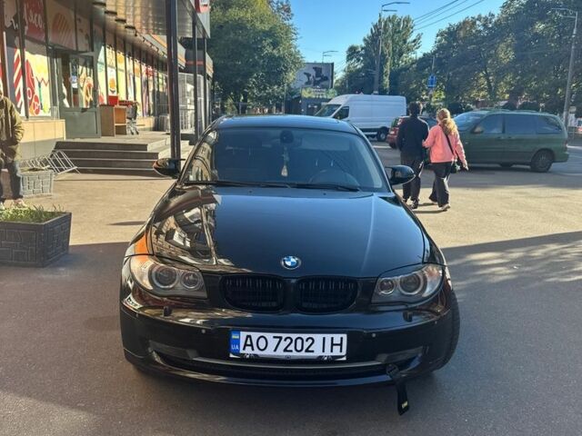 Черный БМВ 1 Серия, объемом двигателя 1.6 л и пробегом 230 тыс. км за 6500 $, фото 1 на Automoto.ua