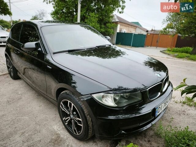 Черный БМВ 1 Серия, объемом двигателя 1.6 л и пробегом 260 тыс. км за 6000 $, фото 1 на Automoto.ua