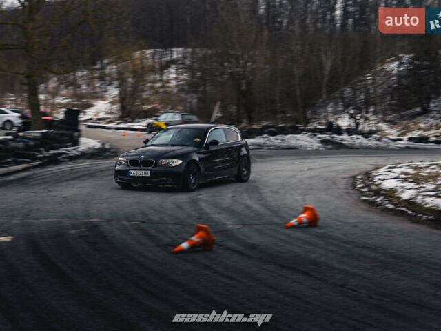 Черный БМВ 1 Серия, объемом двигателя 2 л и пробегом 312 тыс. км за 6900 $, фото 1 на Automoto.ua