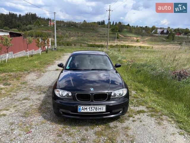 Черный БМВ 1 Серия, объемом двигателя 2 л и пробегом 263 тыс. км за 7200 $, фото 1 на Automoto.ua