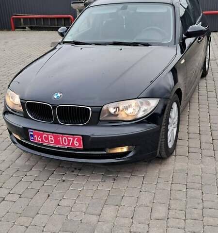 Чорний БМВ 1 Серія, об'ємом двигуна 2 л та пробігом 216 тис. км за 6000 $, фото 1 на Automoto.ua