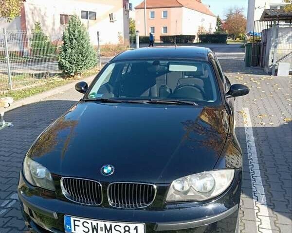 Черный БМВ 1 Серия, объемом двигателя 2 л и пробегом 260 тыс. км за 4000 $, фото 1 на Automoto.ua