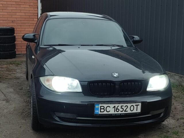 Чорний БМВ 1 Серія, об'ємом двигуна 2 л та пробігом 216 тис. км за 6500 $, фото 1 на Automoto.ua
