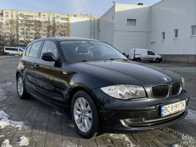 Черный БМВ 1 Серия, объемом двигателя 2 л и пробегом 208 тыс. км за 8500 $, фото 1 на Automoto.ua